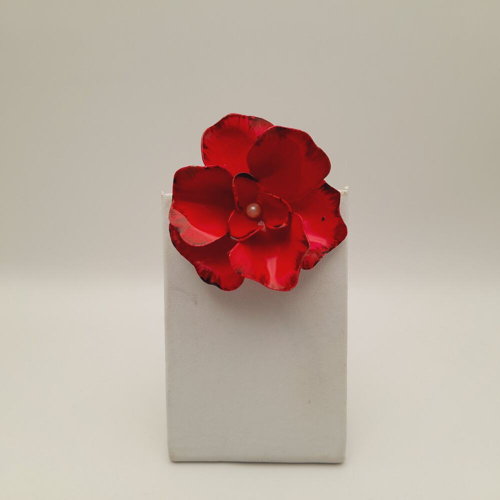 Vintage 1960s Red Enamel Metal Flower 2 1/4 Inches Brooch - Picture 6 of 8
